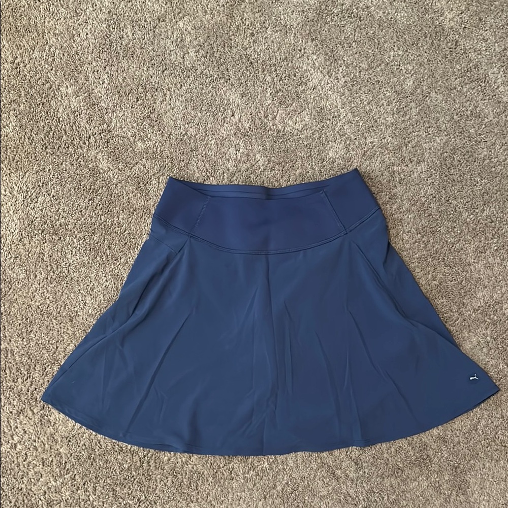 Puma Women's Blue Golf Skirt - size small